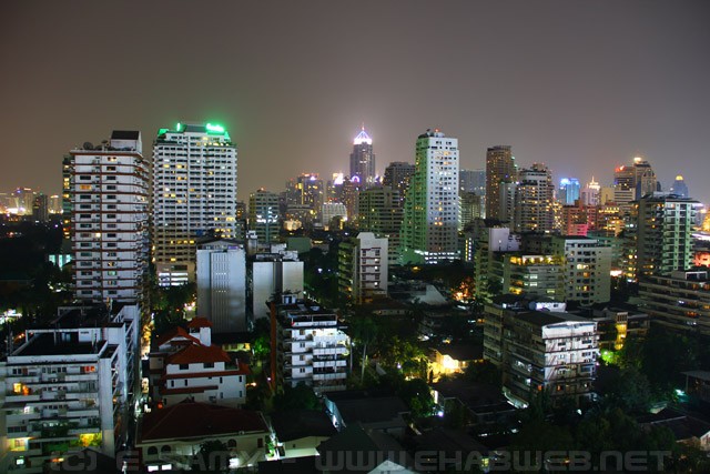 Sukhumvit by night - Bangkok