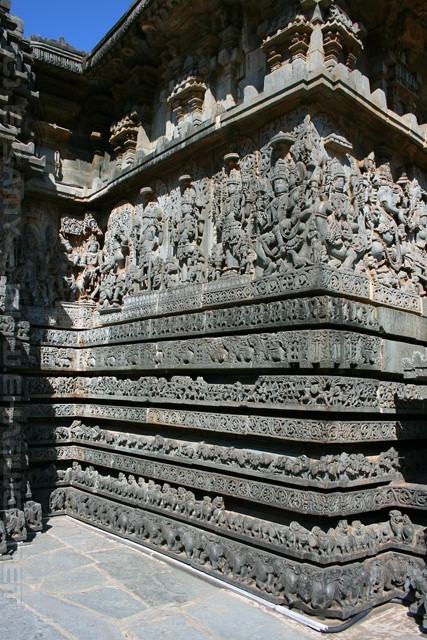 Hoysaleswara Temple - Halebidu