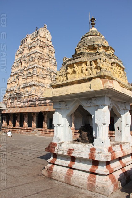 Virupaksha Temple - Hampi