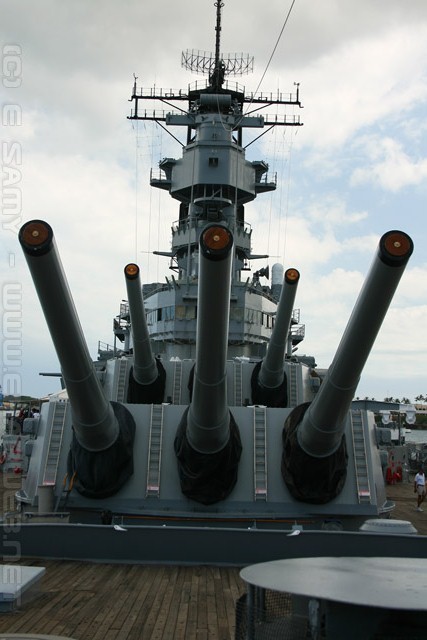 USS Missouri Main guns - Pearl Harbor