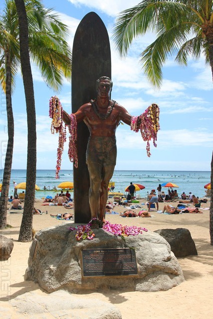 Duke Kahanamoku Statue - Waikiki