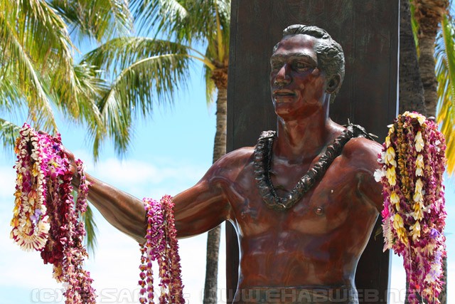 Duke Kahanamoku Statue - Waikiki