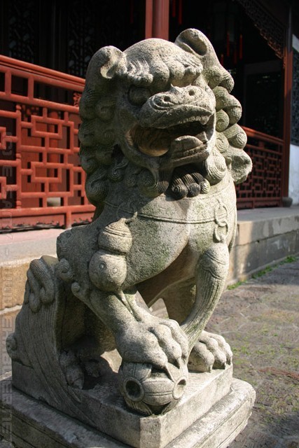 Lion Statue - Yuyuan garden - 豫园