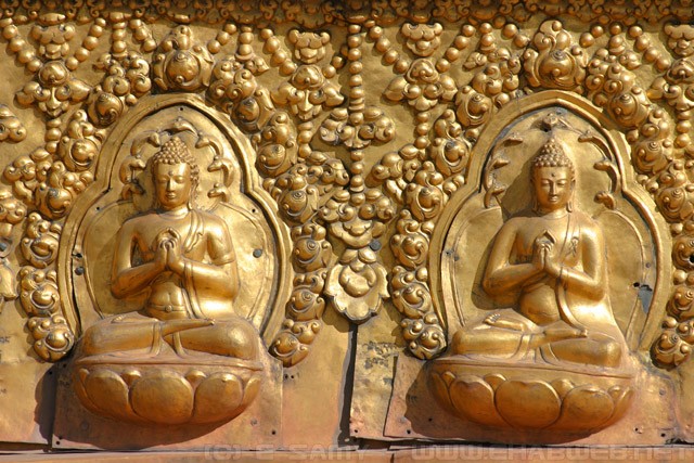 Gilded Bronze Tiles - Jokhang Temple - ཇོ་ཁང། - 大昭寺 - གཙུག་ལག་ཁང༌།