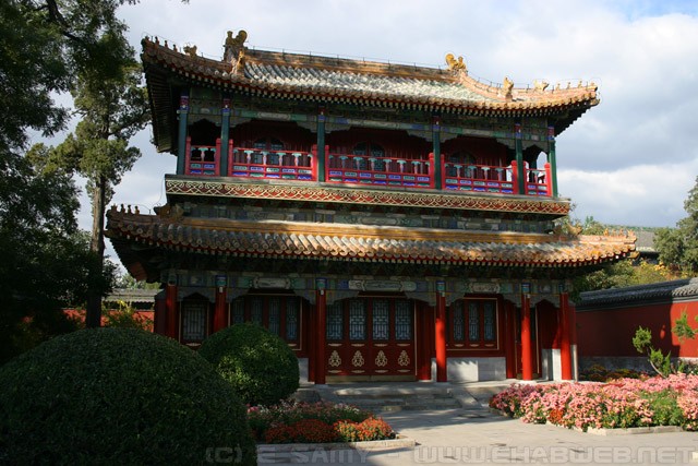 Miaoxiang Pavilion - Beihai Park