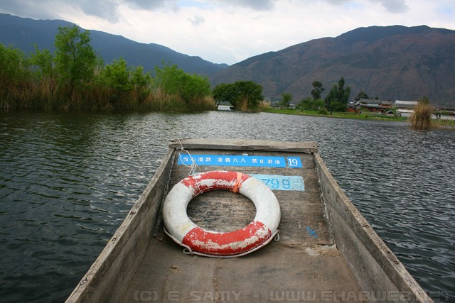 Boat on the lake - Eryuan - Dali - 洱源 - 大理
