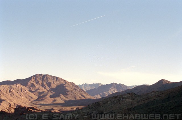 Contrail over the desert - Sinai Desert - صحراء سيناء