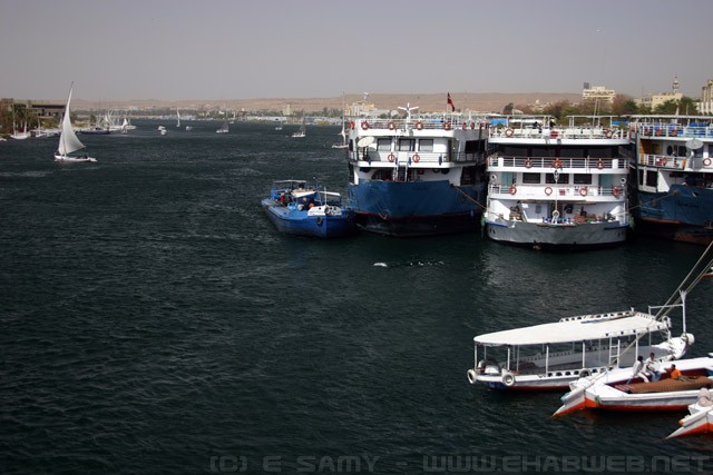 Nile Cruise ships - النيل
