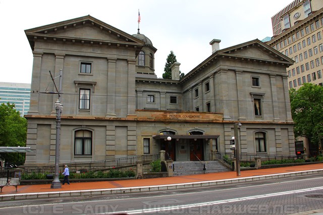 Pioneer Courthouse - Portland - Oregon