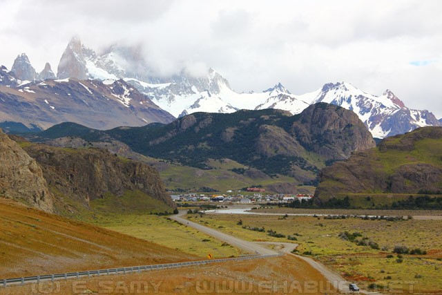 Driving into El Chalten - Patagonia - Argentina