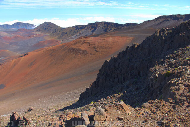 Haleakalā Crater from viewpoint - Maui